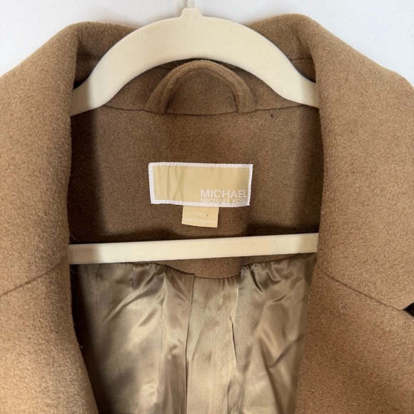 Michaels Kors Wool Blend Structured Tan Peacoat with Lining and Pockets Warm - Picture 5 of 16